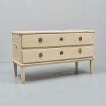 1181 1638 CHEST OF DRAWERS